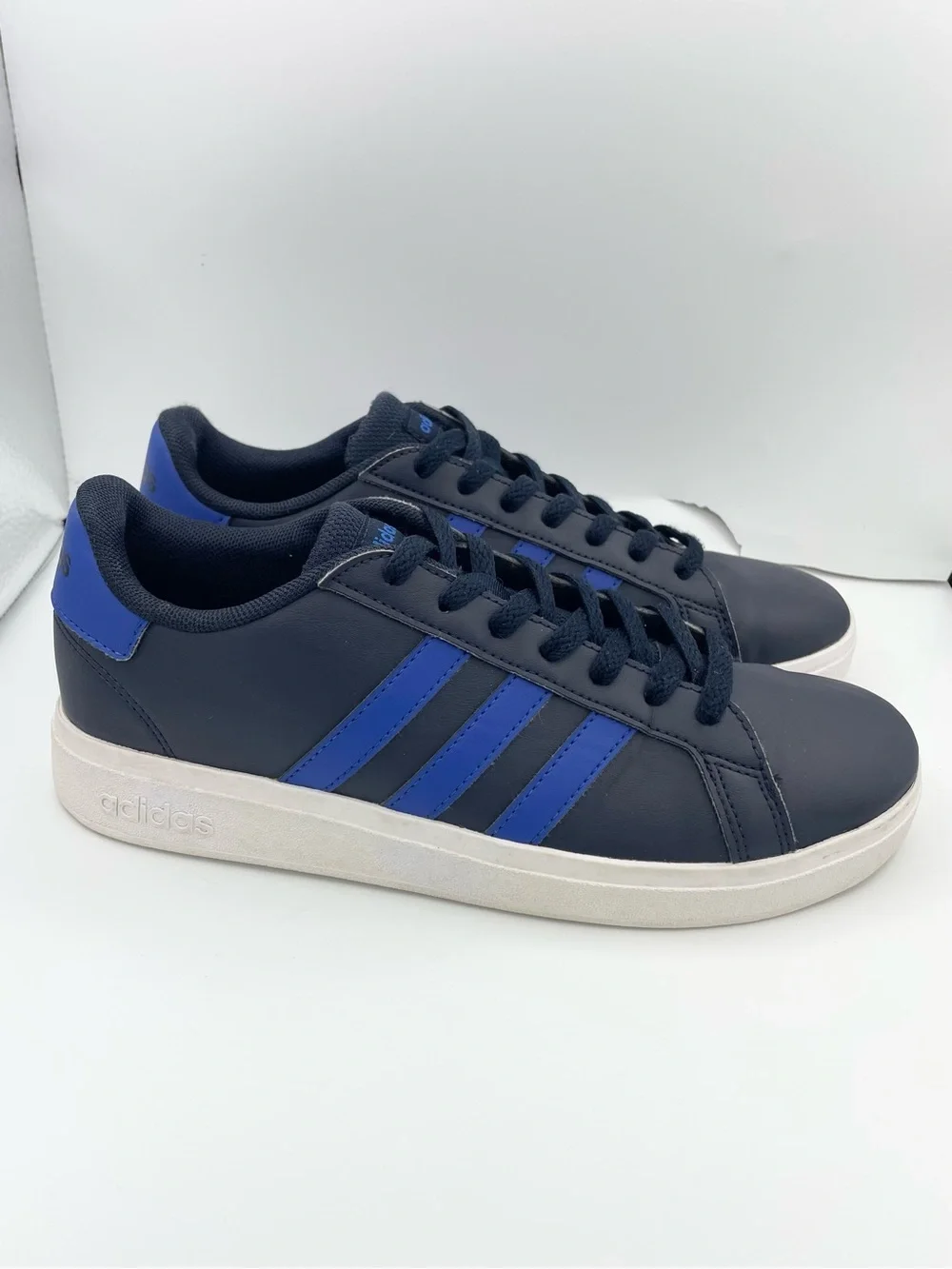 adidas •size •great